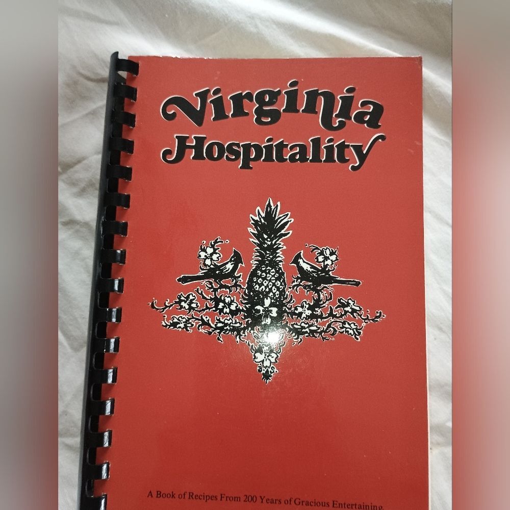 Collectible 1985 Virginia Hospitality Cookbook Junior League Hampton Roads, VA
